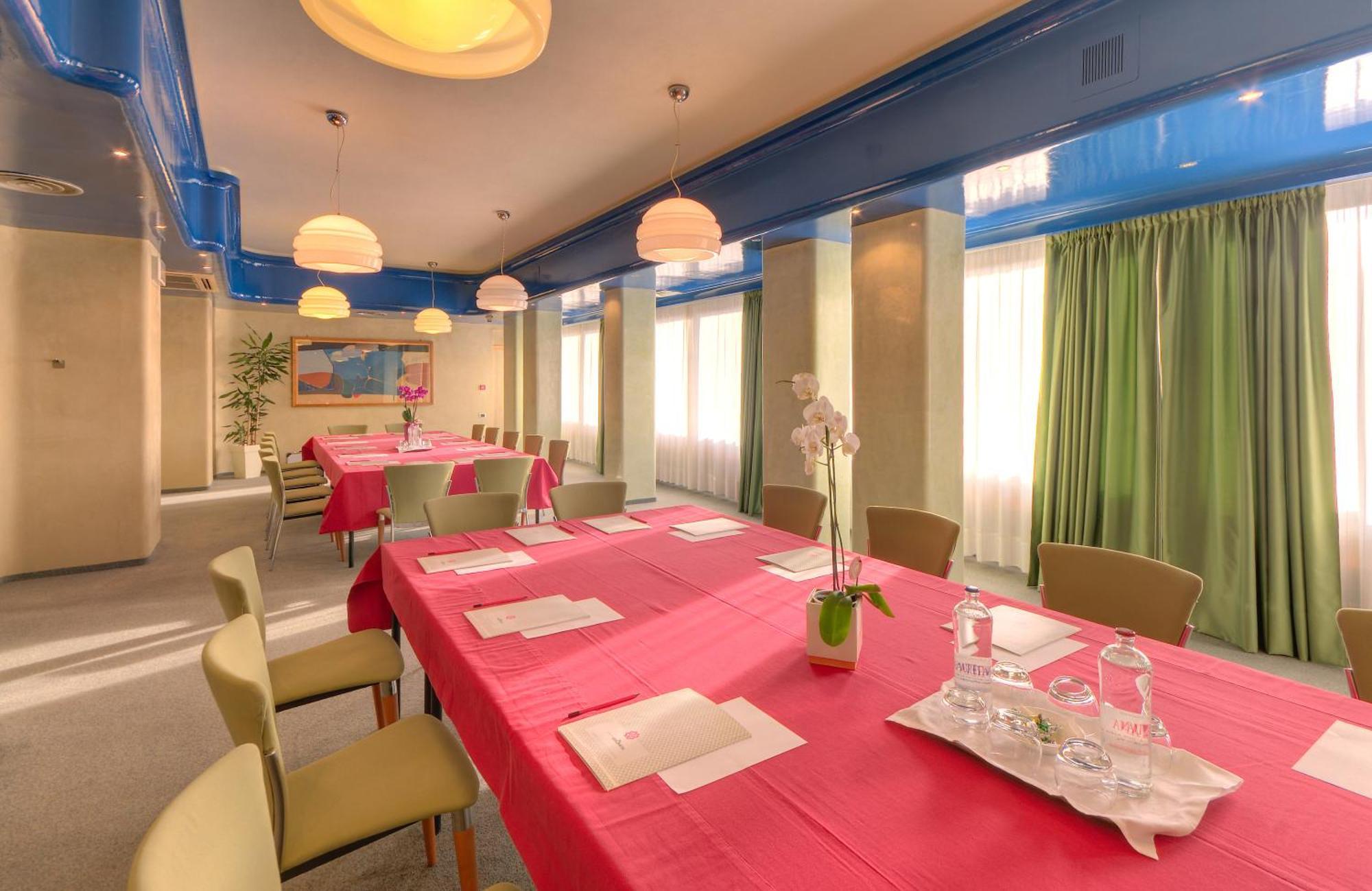 סניגליה Senb Hotel מראה חיצוני תמונה